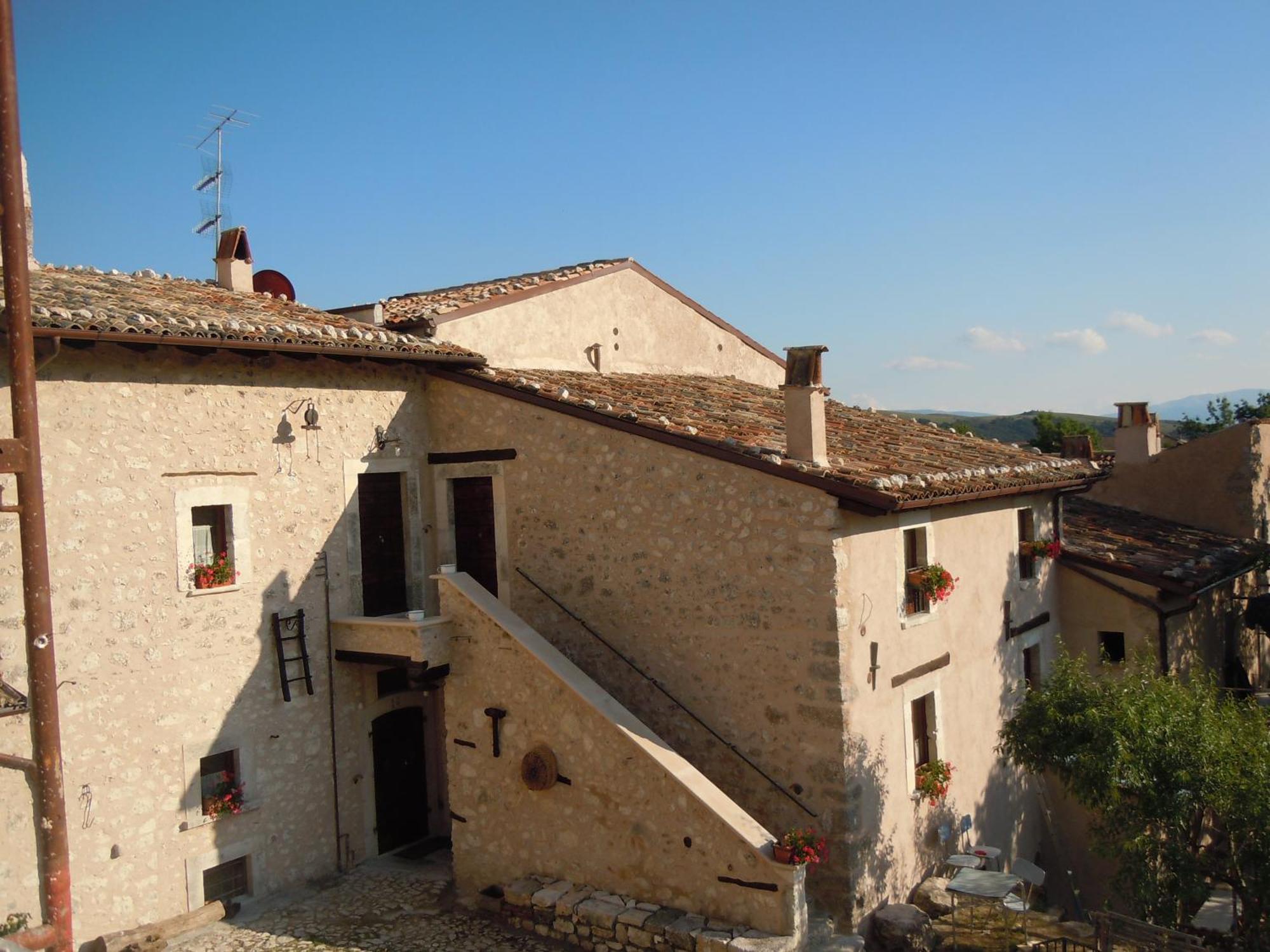 La Casa Su Le Dimore Del Borgo Santo Stefano Di Sessanio Ngoại thất bức ảnh