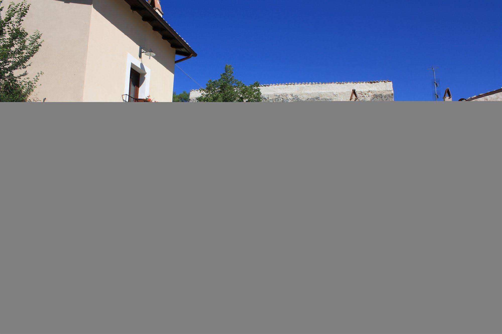 La Casa Su Le Dimore Del Borgo Santo Stefano Di Sessanio Ngoại thất bức ảnh