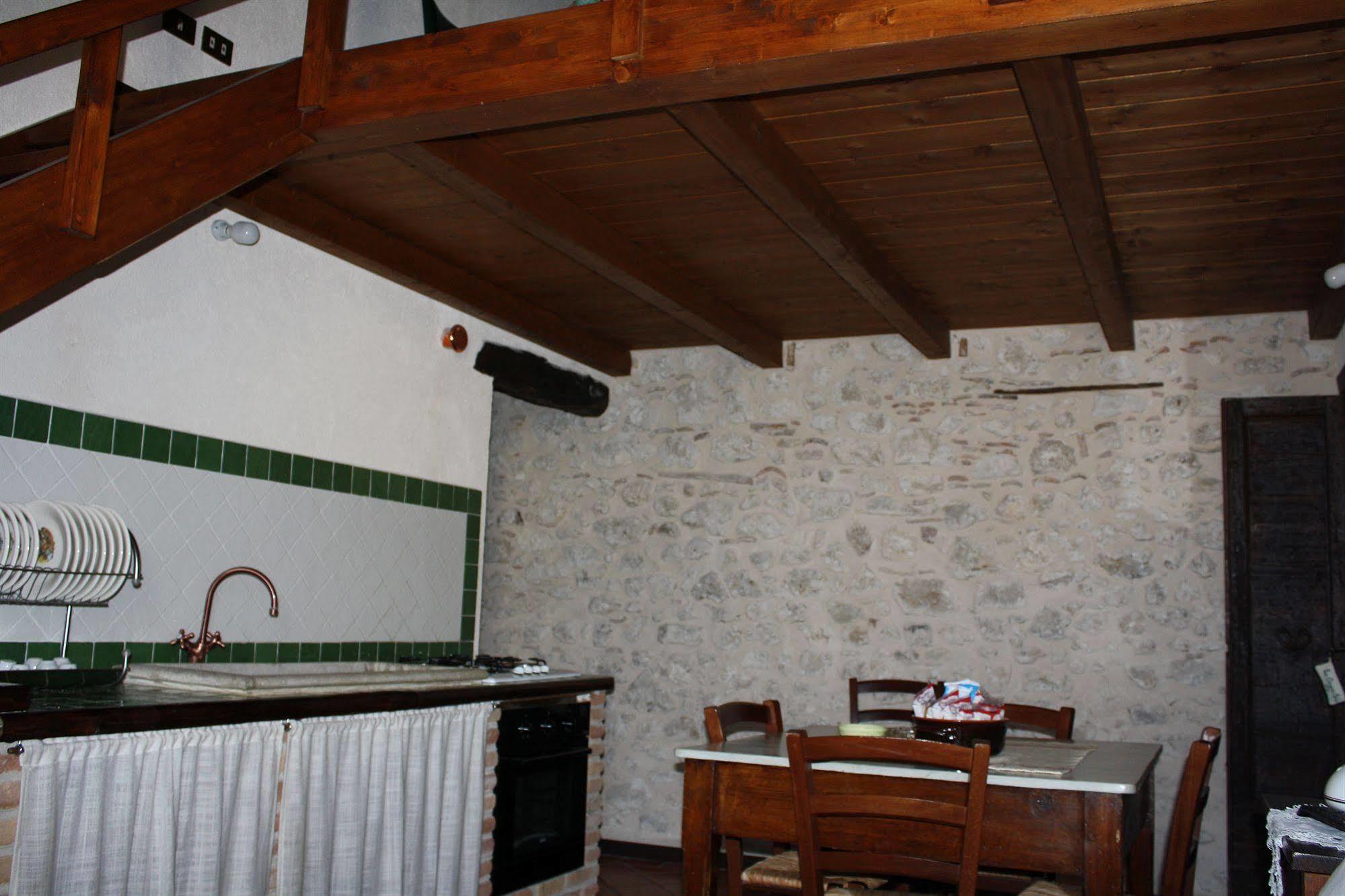 La Casa Su Le Dimore Del Borgo Santo Stefano Di Sessanio Ngoại thất bức ảnh
